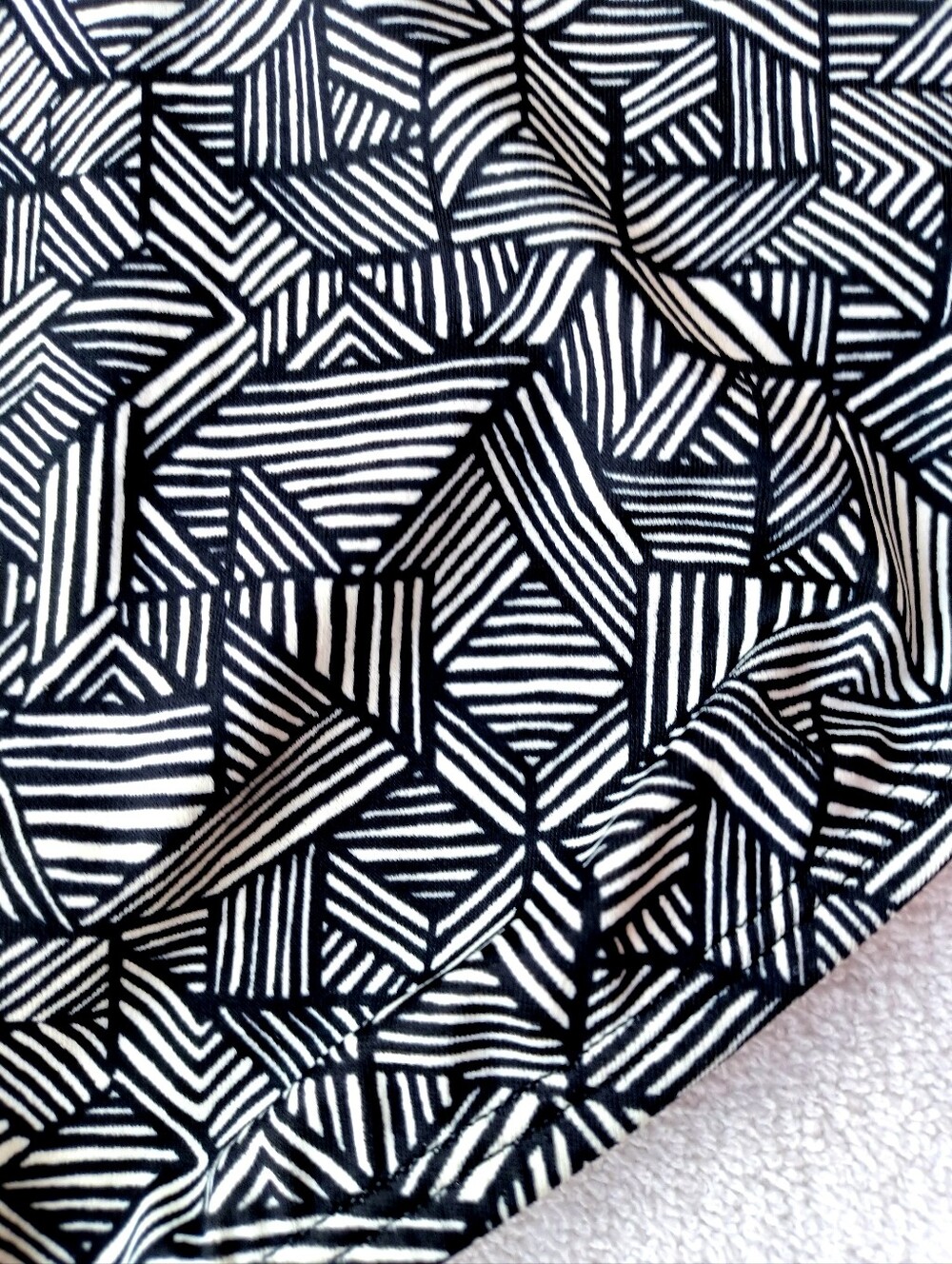 Athleta Black Geometric Strappy Hipster Bikini Bottom, Size S - Picture 12 of 15